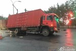 美女臉被撞出洞 跑車發生車禍副駕駛美女毀容
