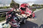 樂清高速公路車禍 1月9日沈海高速公路大客車撞碎馬