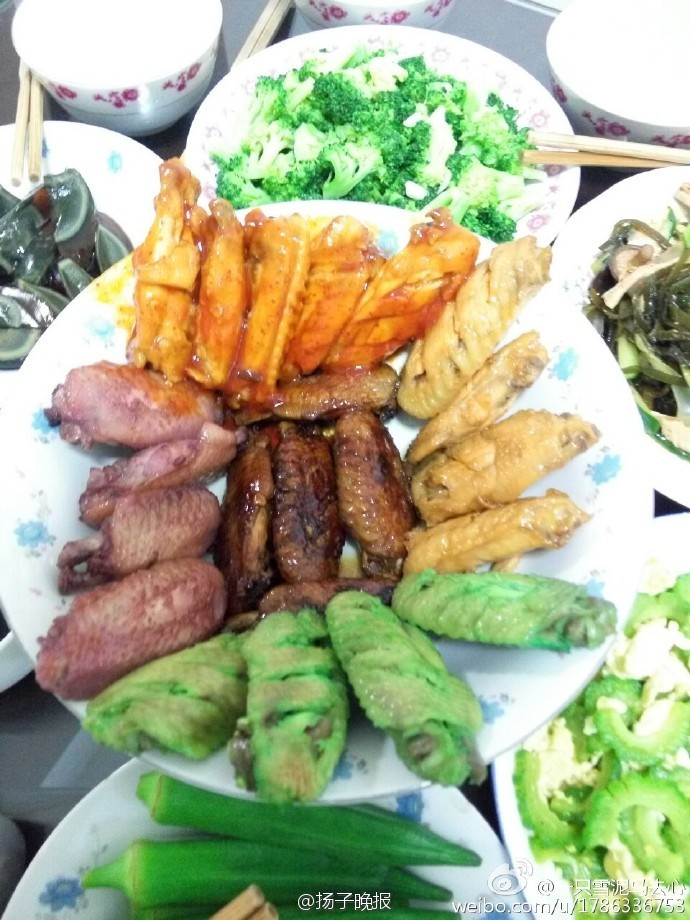網友發(fā)明五彩雞翅