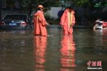 南京多地被淹 7月6日晚南京大暴雨城區多地被淹