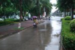 海南暴雨緩解高溫天氣 未來幾天仍有大暴雨