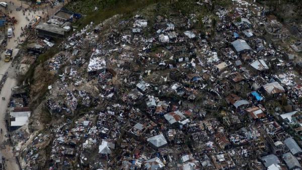 颶風(fēng)“馬修”已致海地264人遇難 正逼近美國沿海