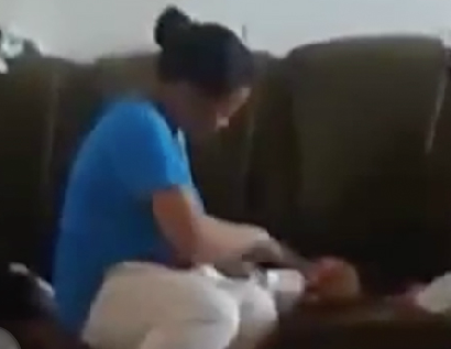 嬰兒被扇42下耳光