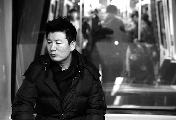 閆永明20出頭身家過億 投案自首結(jié)束逃亡