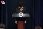 樸槿惠發(fā)表國民談話致歉