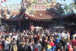 臺灣年初一發金蛋 紫南宮正月初一排隊