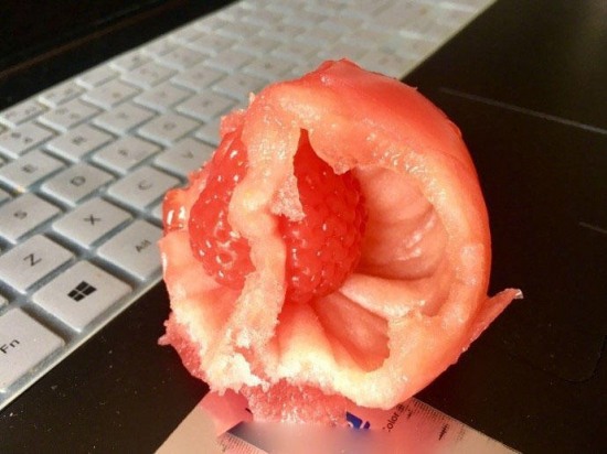 西紅柿里吃出草莓