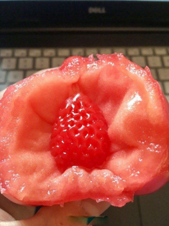 西紅柿里吃出草莓