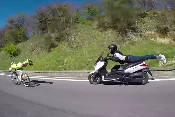 車手超人姿勢騎行