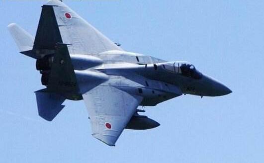 日本戰(zhàn)機緊急起飛