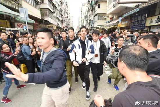 撒20萬現(xiàn)金被抓