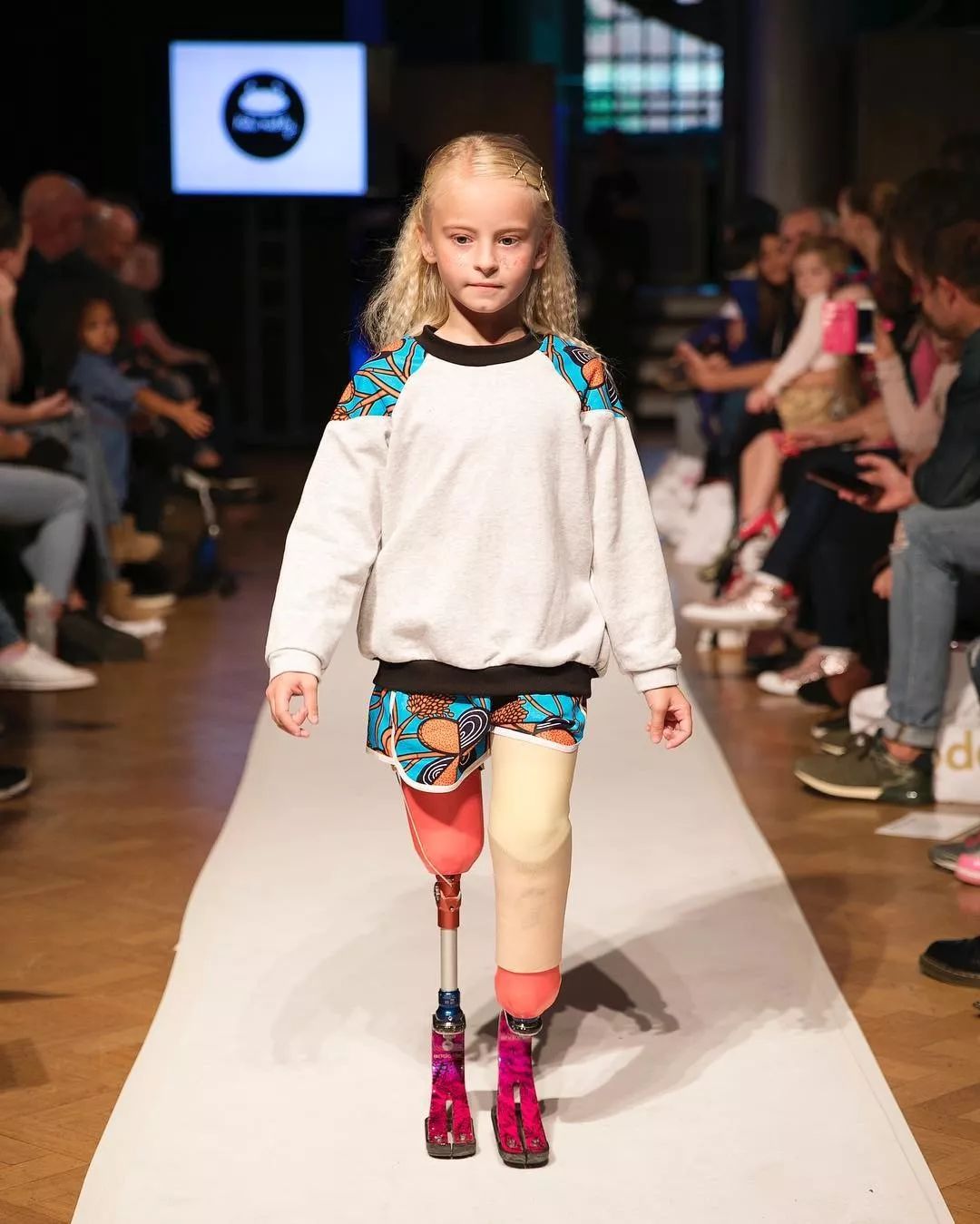 截肢仙女紅遍全球