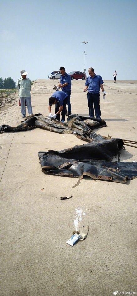 三峽水怪被打撈 原來是橡皮氣囊