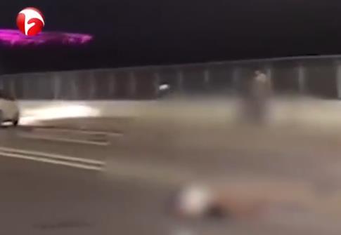 北京懷柔范崎路會展中心慘烈車禍現(xiàn)場