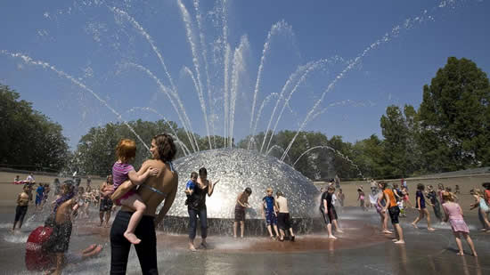 美國西北部43℃高溫天氣創(chuàng)紀錄