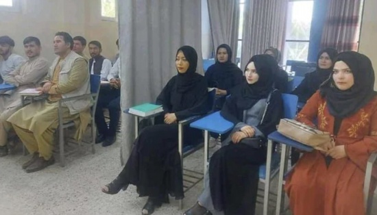 塔利班對女學生的嚴格規(guī)定