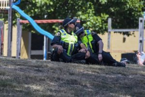 澳大利亞充氣城堡被風吹翻造成6人死亡