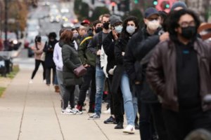 美國每天新增確診265427例