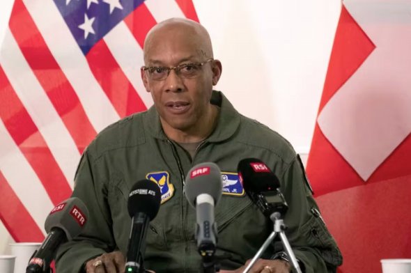 拜登任命空軍司令為美國最高將軍