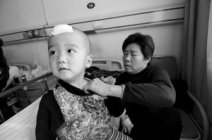 買賣人口是違法的 臨沂胡明良準(zhǔn)備賣掉親生女兒救養(yǎng)